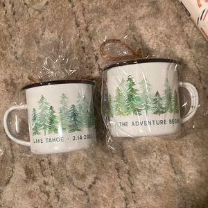 Matching mug set